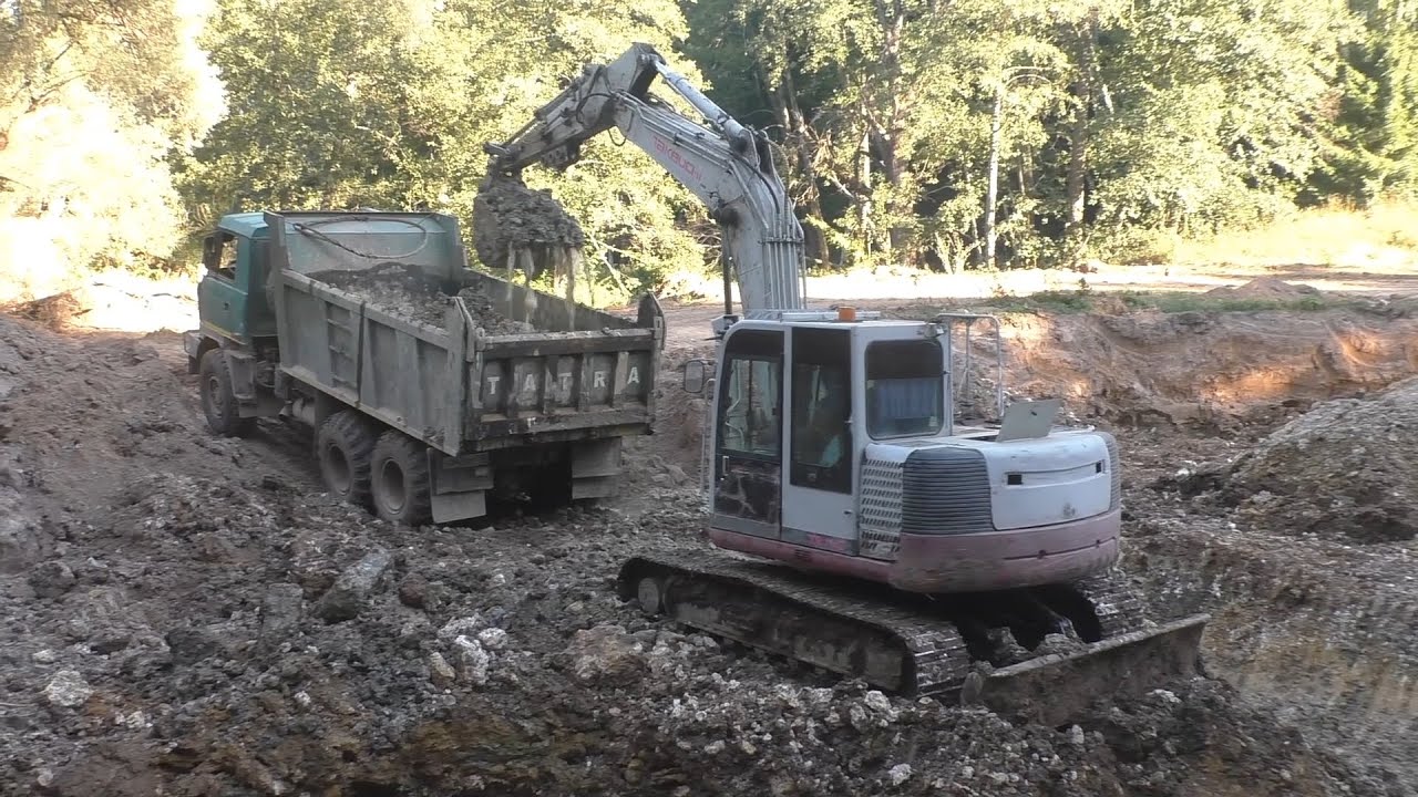Компактный экскаватор Takeuchi TB 1140 копает пруд часть 2