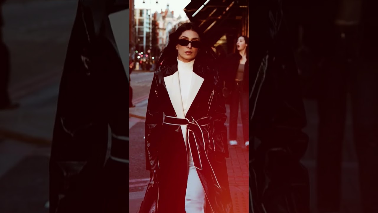 Pakistani actress in coat 🧥🧥