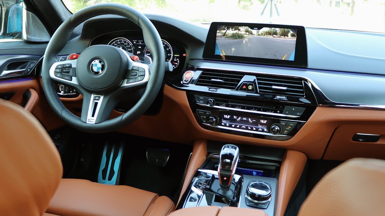 BMW F90 M5 Detailed Interior Review - All Features & Infotainment