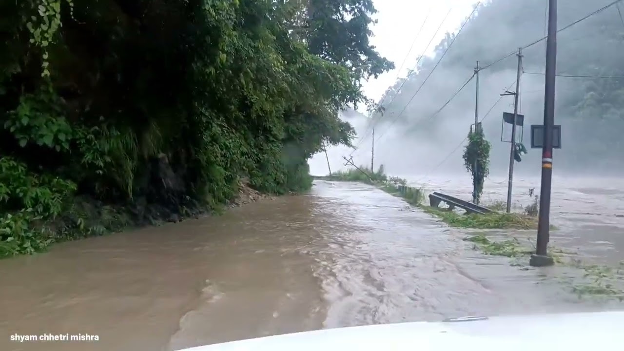 dangerous river of teesta 29th mile baluakhani teesta river water level high NH10