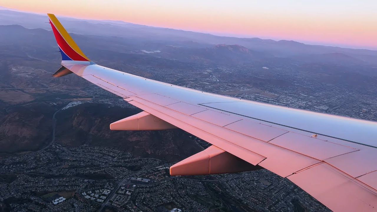 STUNNING Sunset Approach, Landing | Southwest 737 MAX | San Diego SAN