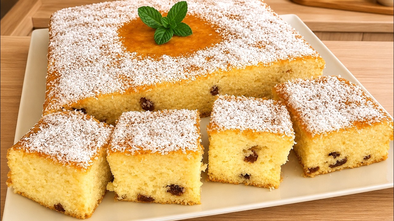Prăjitură cu Stafide Fragedă și Delicioasă - Cea mai Simpla Reteta!