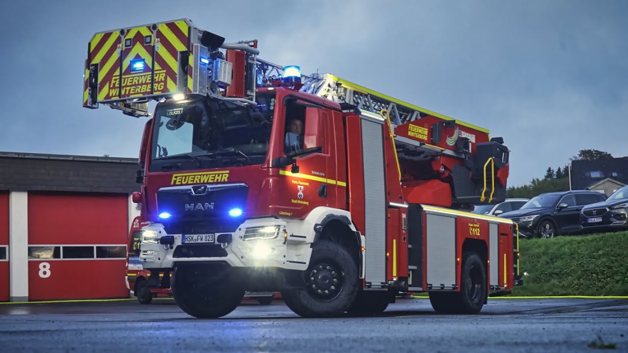 [Vorstellung] Ankunft der neuen Drehleiter der Feuerwehr Winterberg