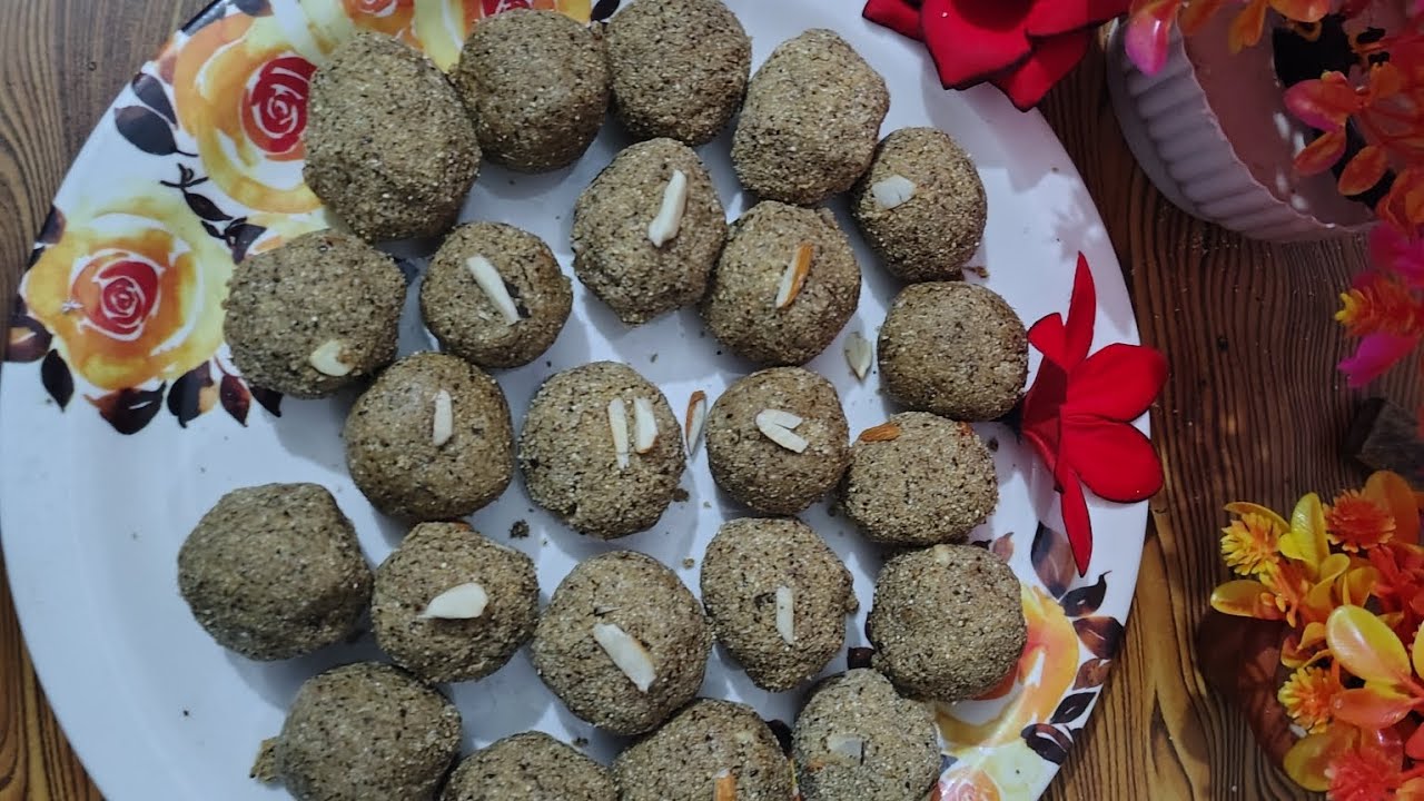 Winter special chawal ke laddu #😋😋😋😋