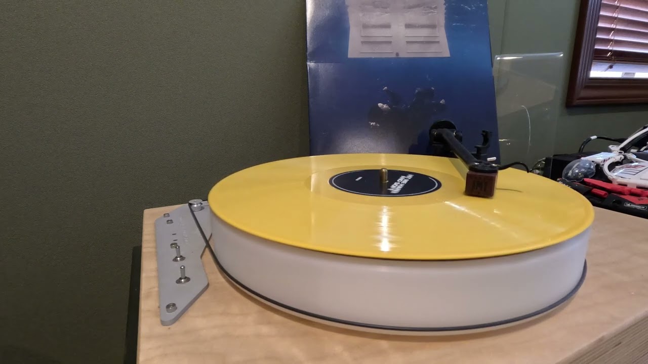 Billie Eilish  - Hit Me Hard And Soft (Yellow) - B10 - Blue - Hi-Fi Vinyl Record