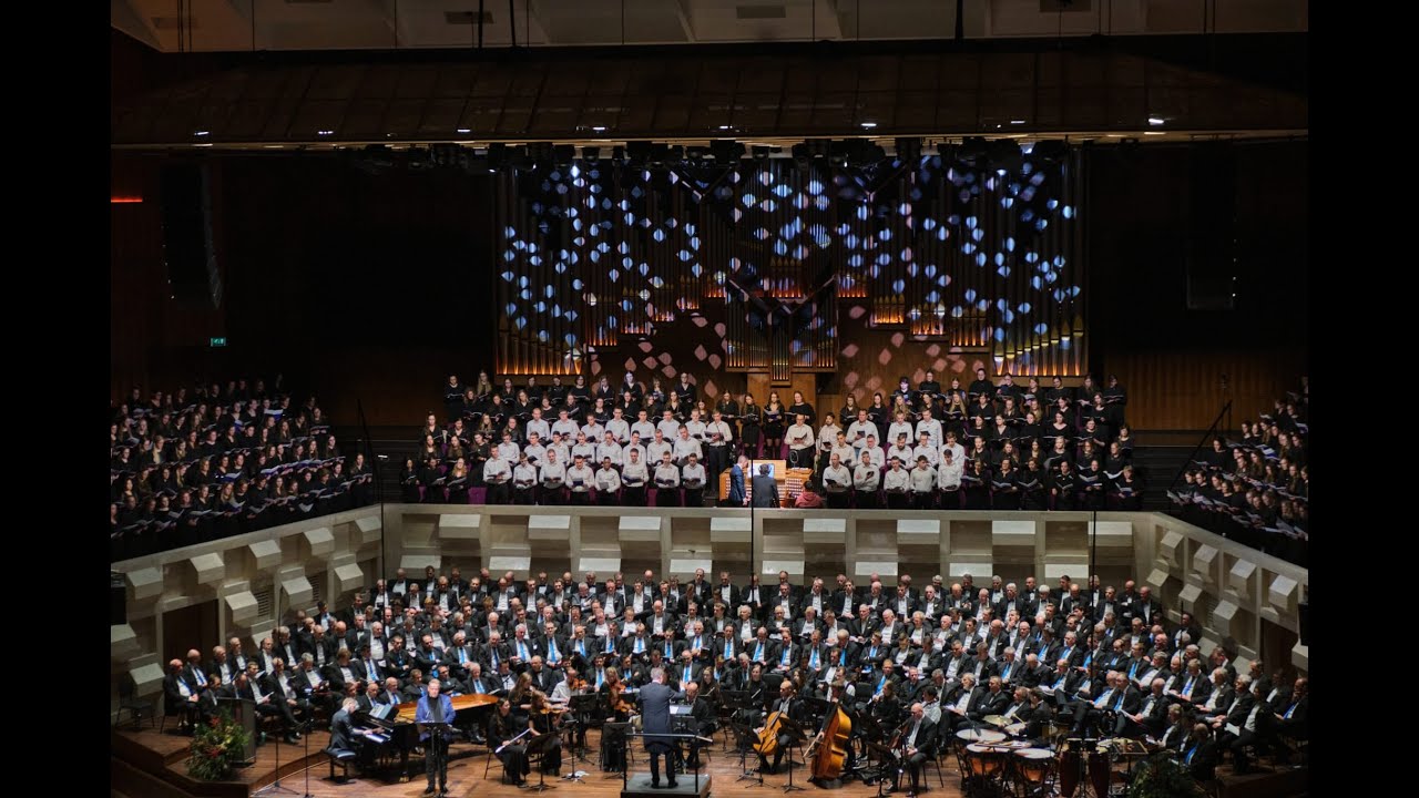 Psalm 107: Het Hollands Jongerenkoor 14 o.l.v. Peter Wildeman