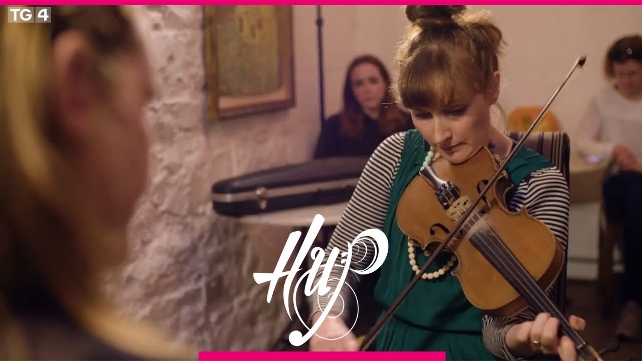 Breda & Claire Keville | Hup Gort | TG4