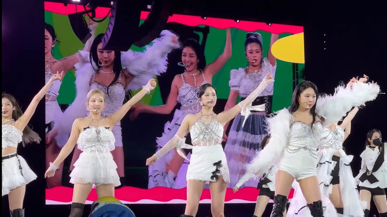 220515 Turn It Up Twice 4th World Tour III Encore LA Los Angeles Fancam Concert Performance Day 2