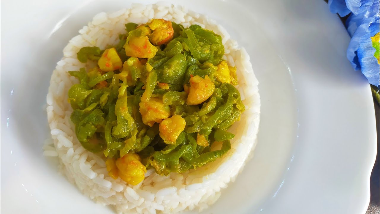 chichinga / rekha vaji with shrimp|| রেখা ভাজি/চিচিঙ্গা ভাজি