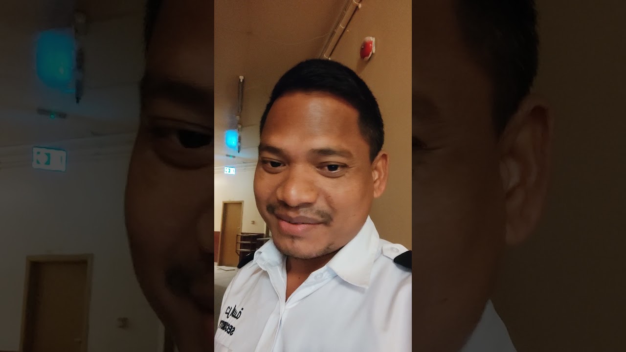 Security guard's night duty in Dubai UAE 🇦🇪 @BSRajbnc_2435