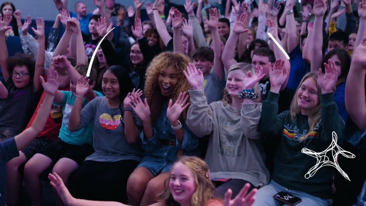 Tiera Kennedy Visits Tullahoma East Middle School