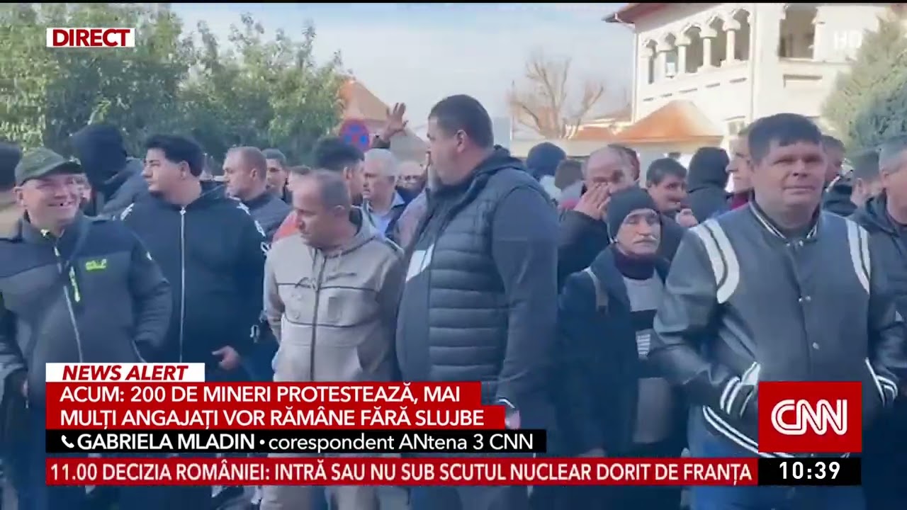 Un sens de mers, blocat de minerii nemulțumiți care protestează