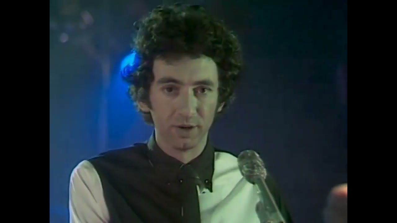 Jona Lewie - You'll Always Find Me In The Kitchen At Parties (1980)