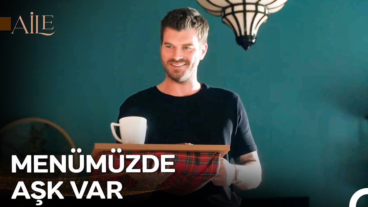 Dünyanın En Yakışıklı Oda Servisi Emrinize Amade - Aile