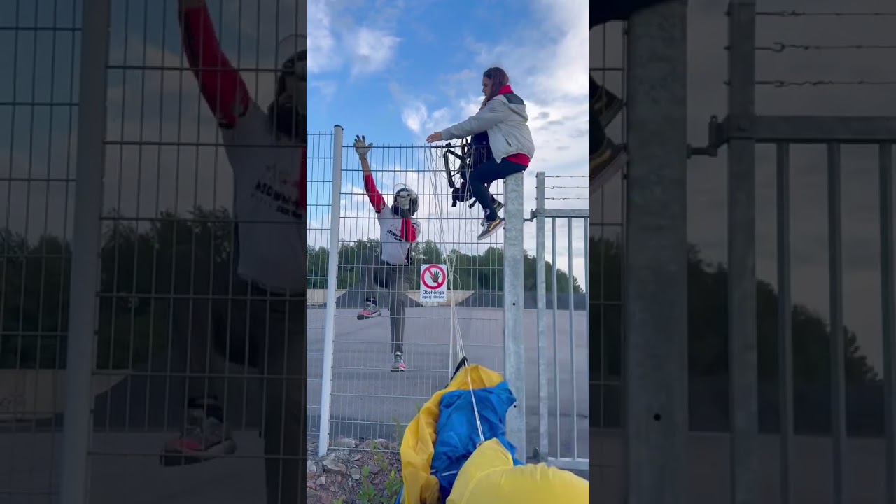 Skydiving off-landing in a pile of coal dust - Sweden