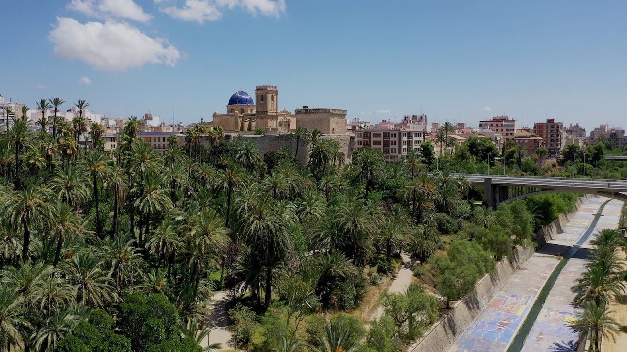 Elche (Alicante) - Dron 4K - 25drones.com