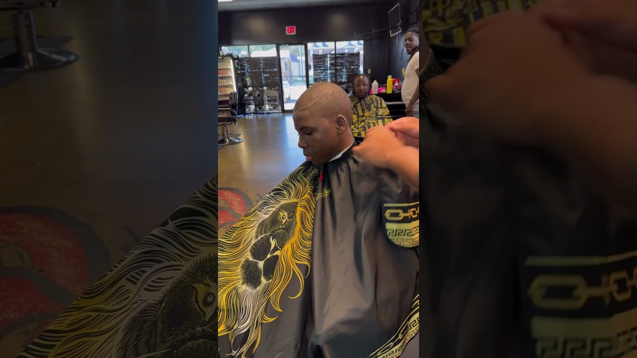 My Day As A Barber #fyp #barber #barberlife #shorts #viralvideo #barbernation #barberday #haircut