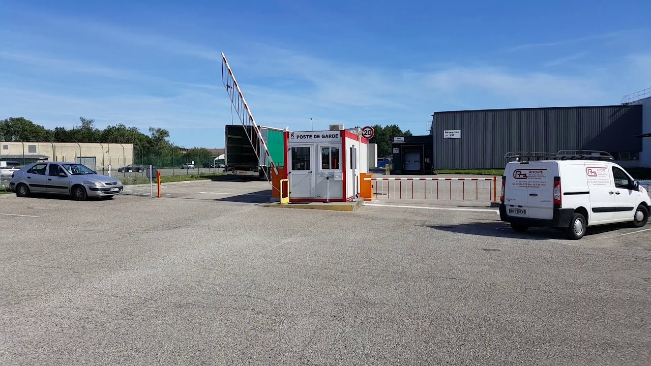 Barrière levante type BL40 + FILET ALUMINIUM
