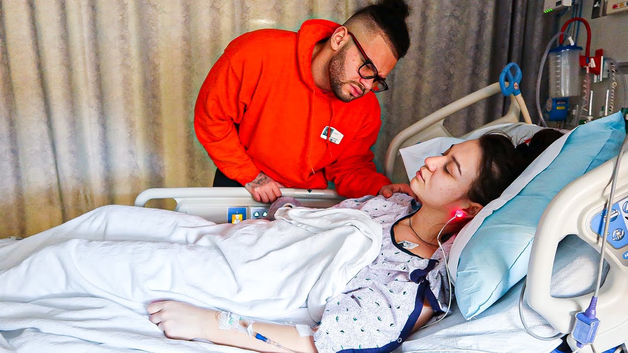 My Girlfriend had to Rush to the Hospital.. (She got put in ICU 💔)