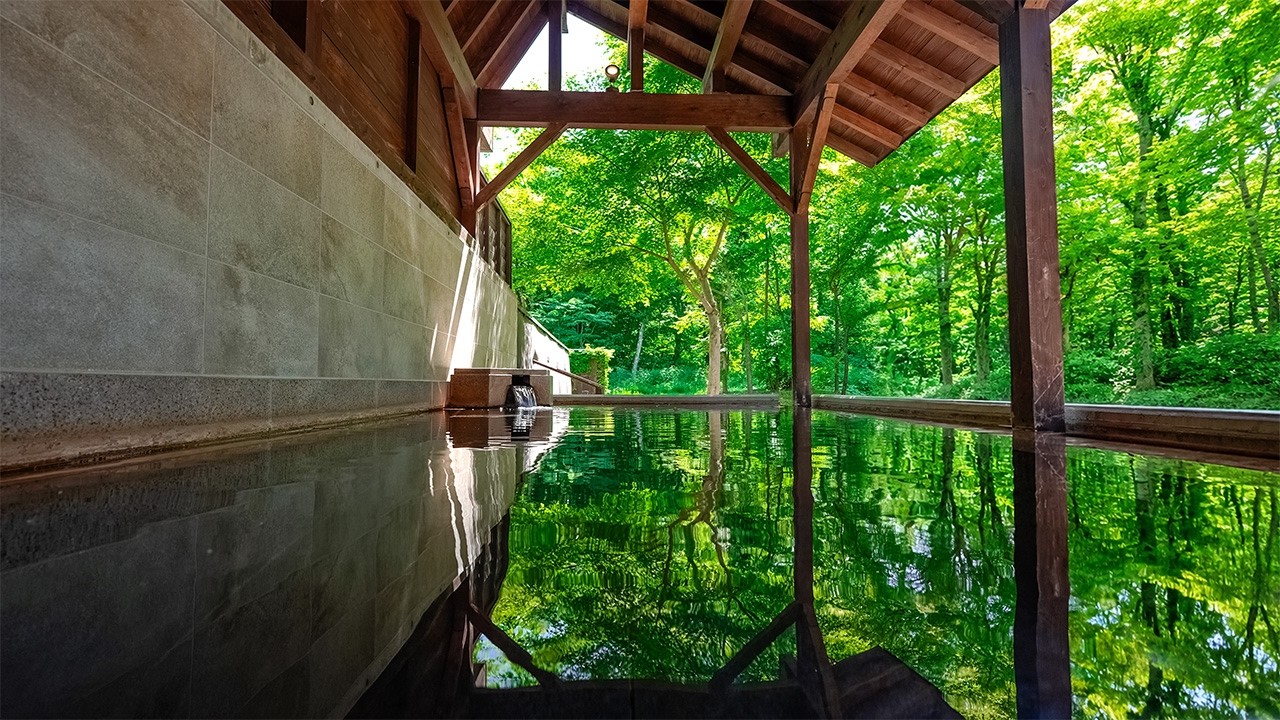 Japan&rsquo;s Hidden Onsen by a Lake Formed by an Eruption | Urabandai Lake Resort Nekoma Rikyu