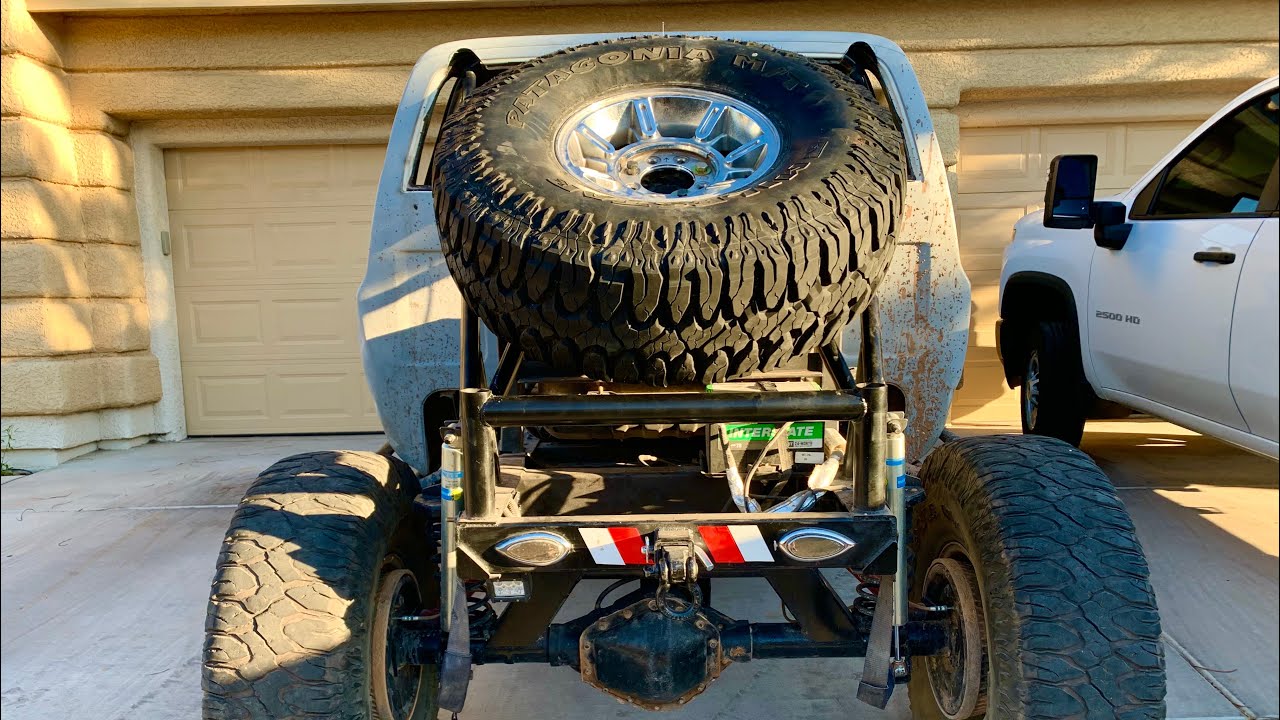 Removable spare tire mount for the K10 Truggy