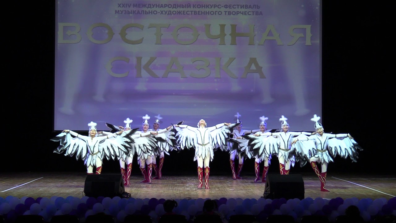 Стерхи. Детский образцовый танцевальный ансамбль 