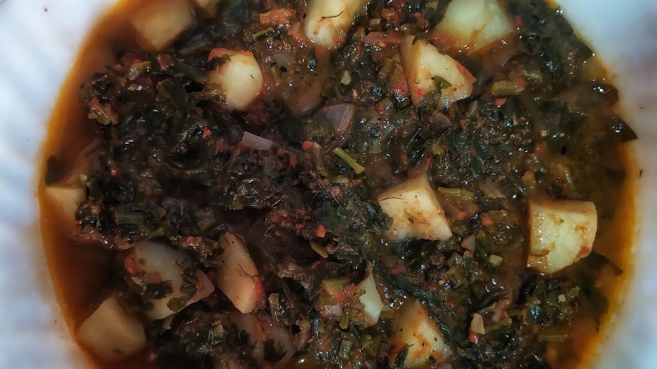 طريقة عمل السبانخ بالبطاطس طريقه غير مكلفه جربوها