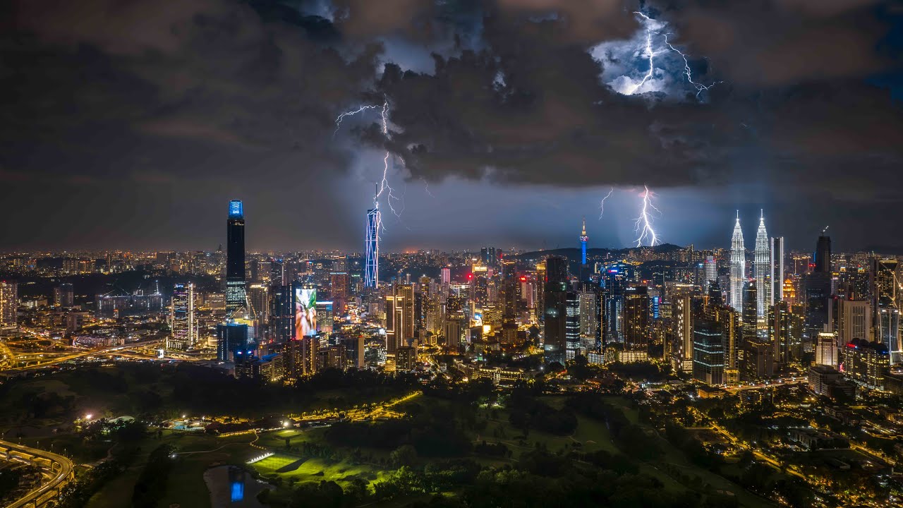 Kuala Lumpur Lightning Show | Epic Time-Lapse of a Thunderstorm in 8K
