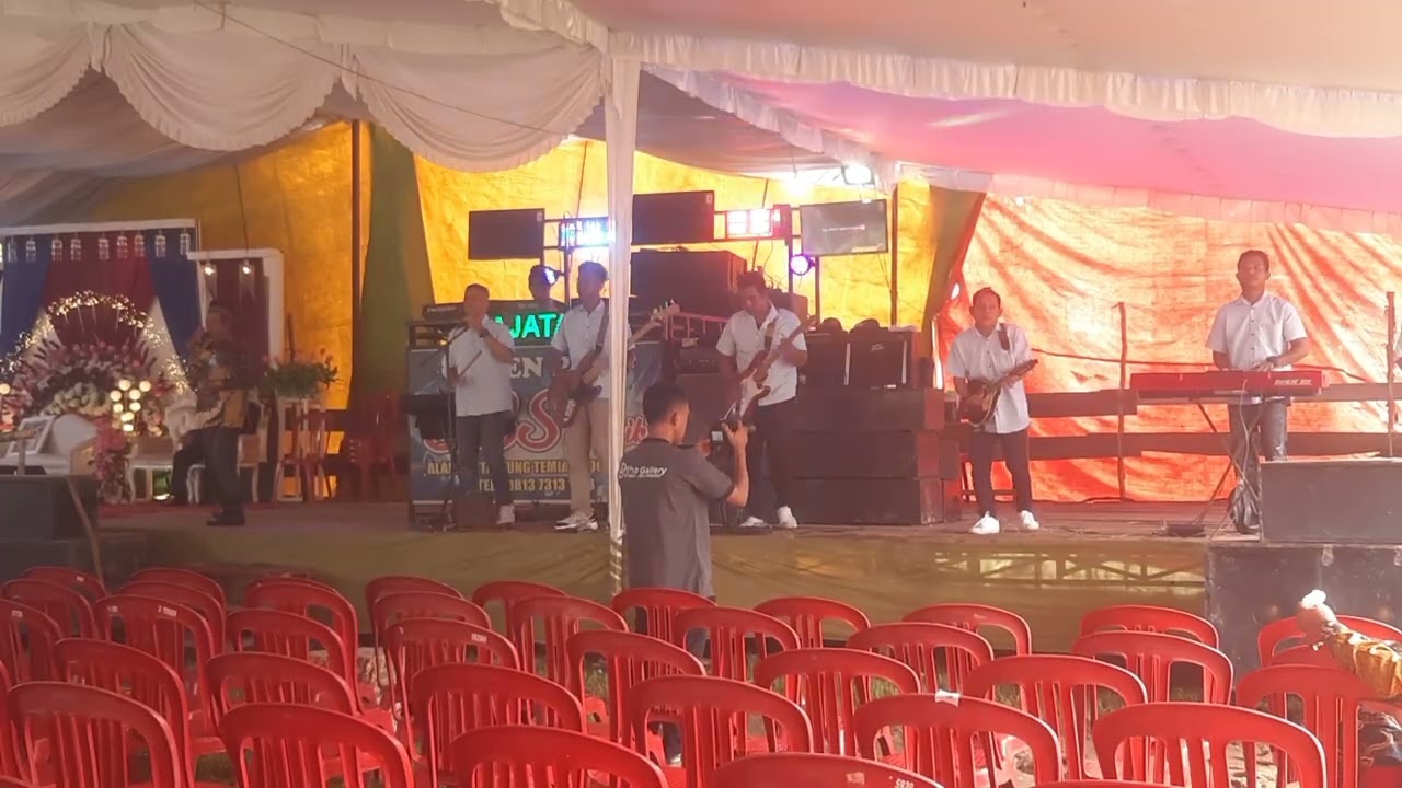 Hujan duri bersama DBS mini musik live suka merindu sungai rotan muara enim