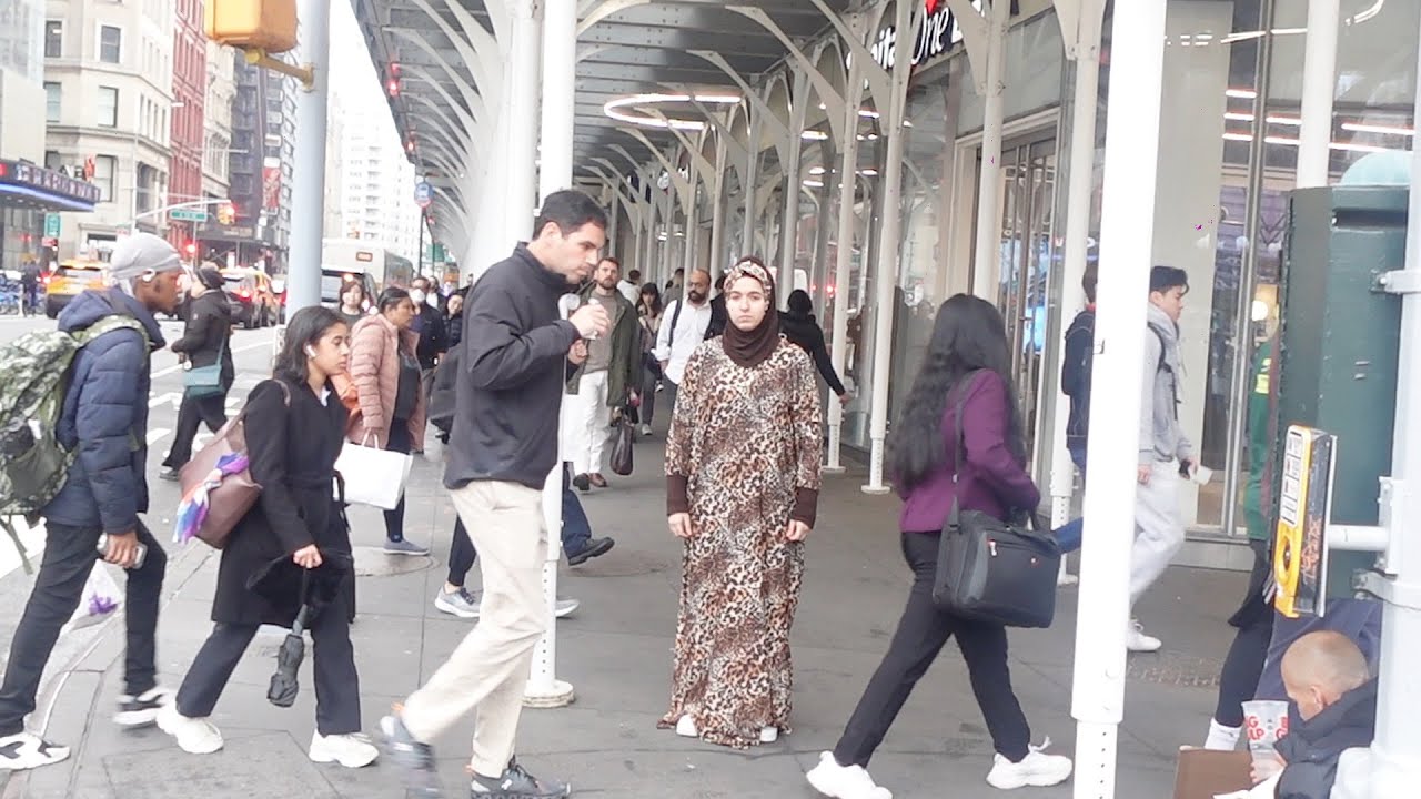 WEARING HIJAB FOR THE FIRST TIME IN PUBLIC!