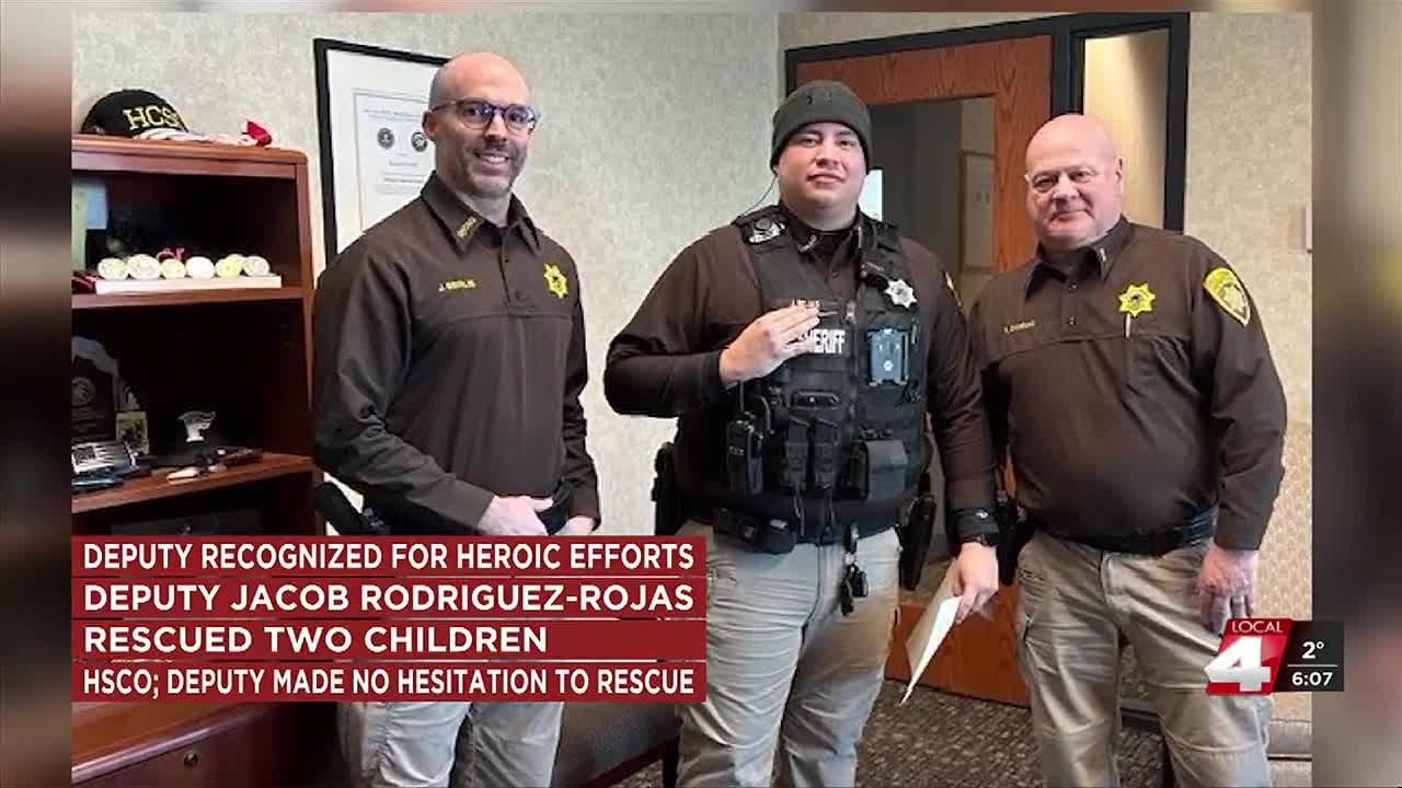 Hall County deputy presented with award for heroic actions