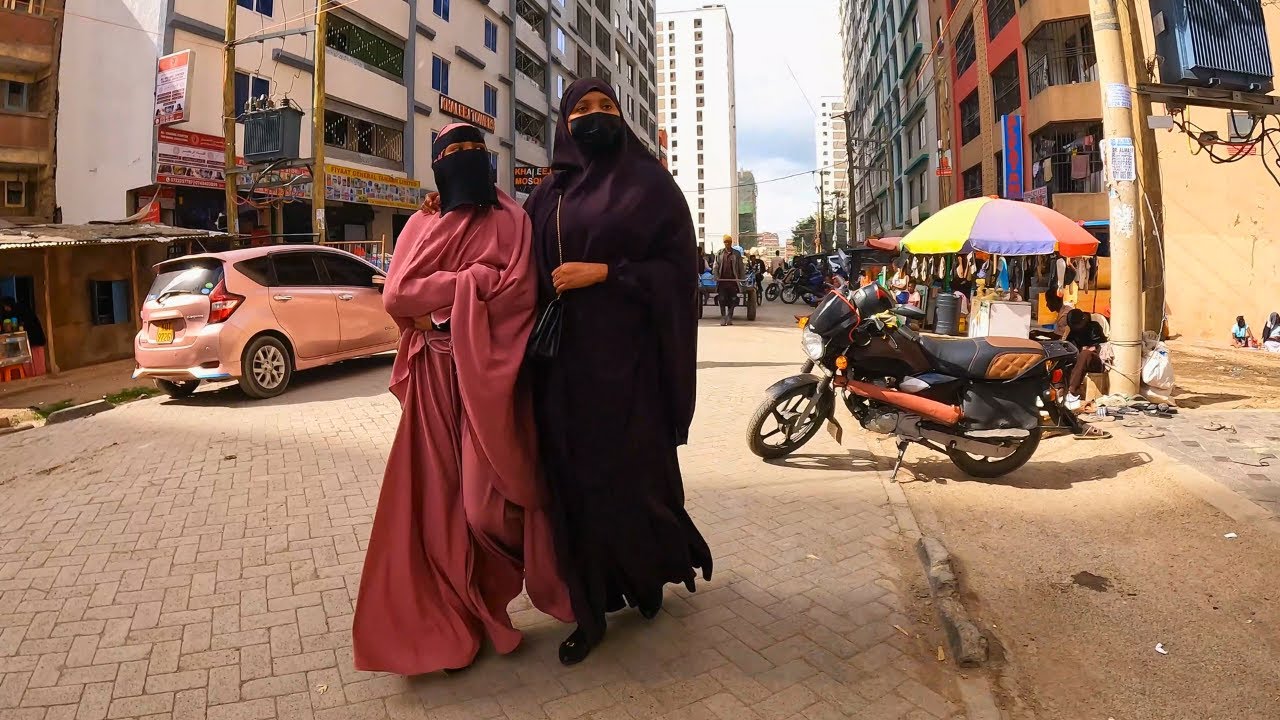 walking around Eastleigh(Islii) in Nairobi Kenya. 4k street walk