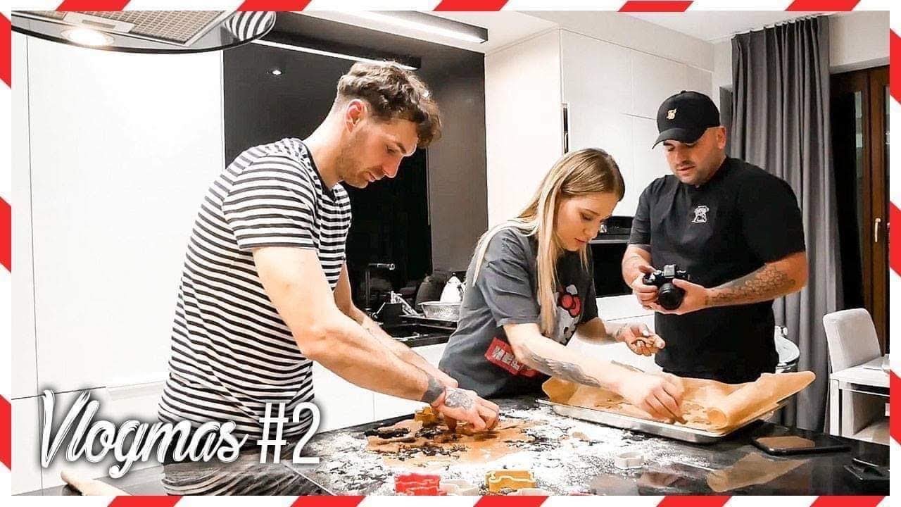 VLOGMAS #2 : PIECZEMY ŚWIĄTECZNE PIERNICZKI! | Andziaks