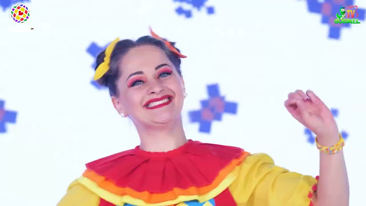 Sărbătorim Vara cu 3 Cântece din Folclor pentru Copii - Trupa Planeta Clounella