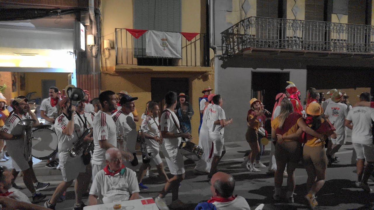 RONDA DE BARES CON LA CHARANGA “STRAPALUCIO” POR LAS CALLES MAYOR Y LEJALDE, FITERO 14-9-2023