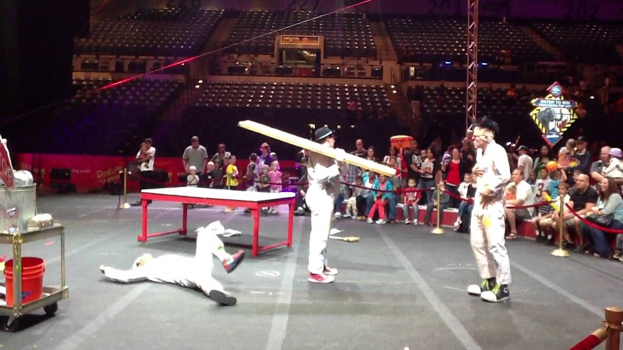 Construction Gag Preshow Built To Amaze