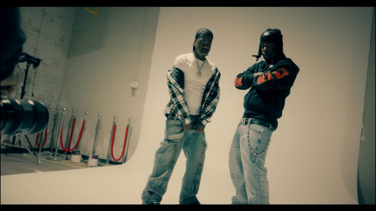 Everything Baggy (Official Video) 