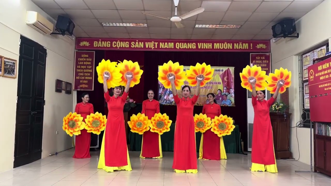 Múa Hoa Vinh Quang Mặt Trận Tổ Quốc VN - Nhóm Văn Nghệ Tổ 15