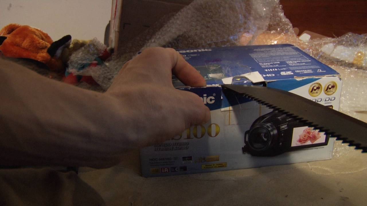 Unboxing the Panasonic HDC HS100