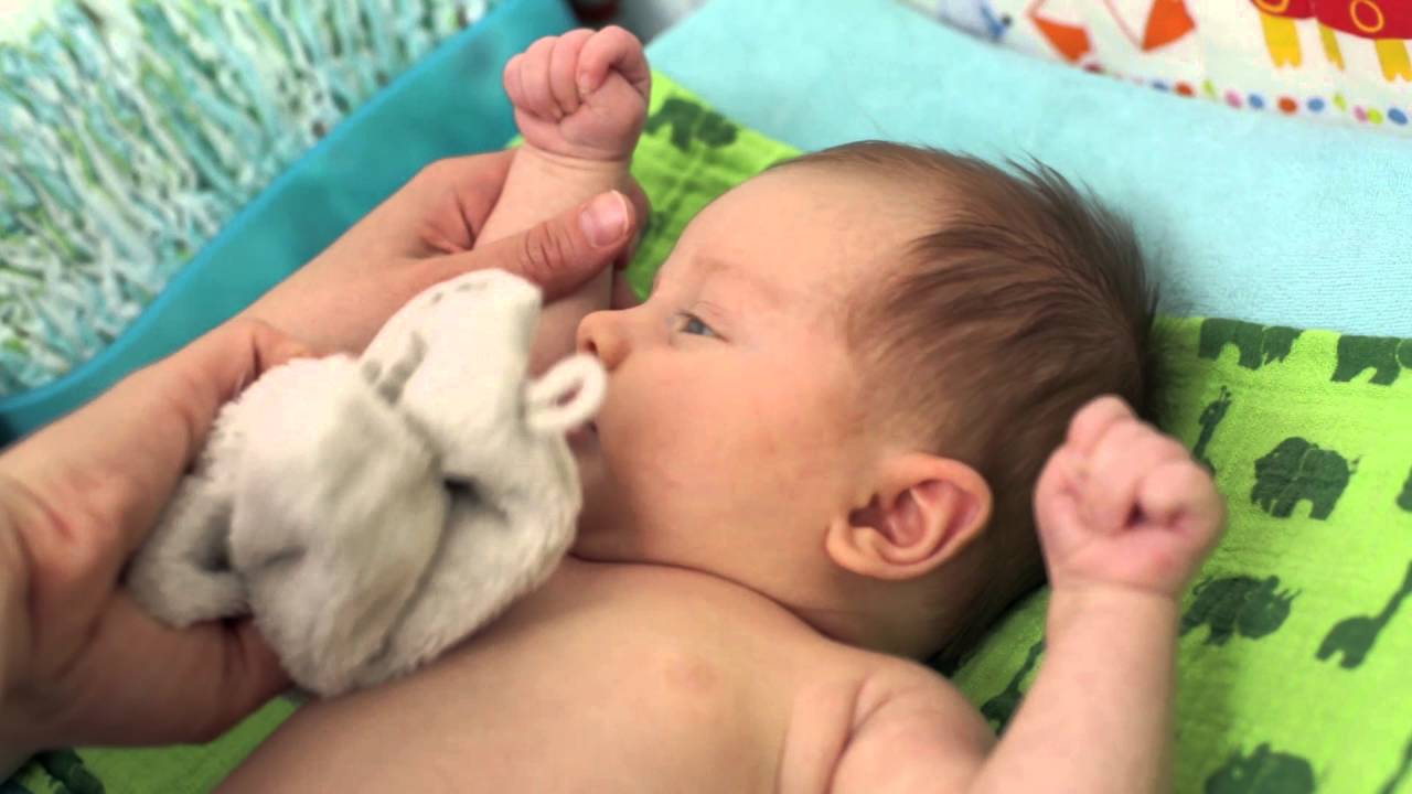 Baby 1x1: Das Baby waschen