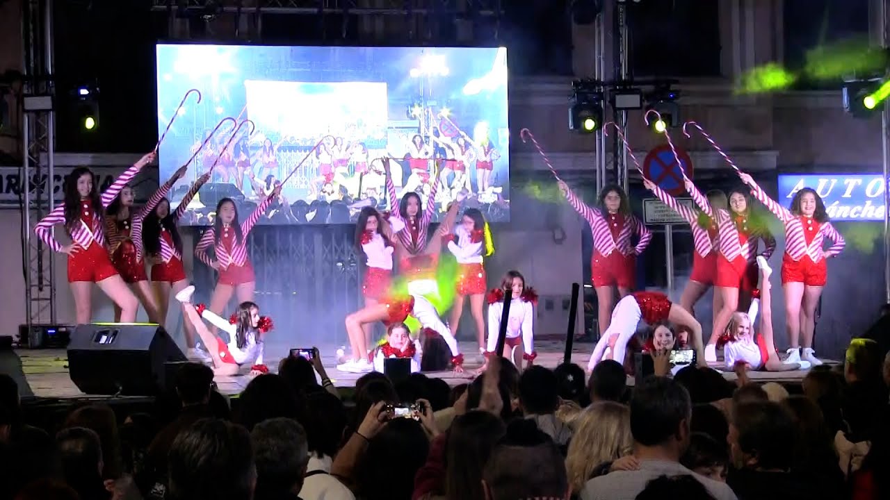 Encendido Navide&ntilde;o en Abar&aacute;n 2025