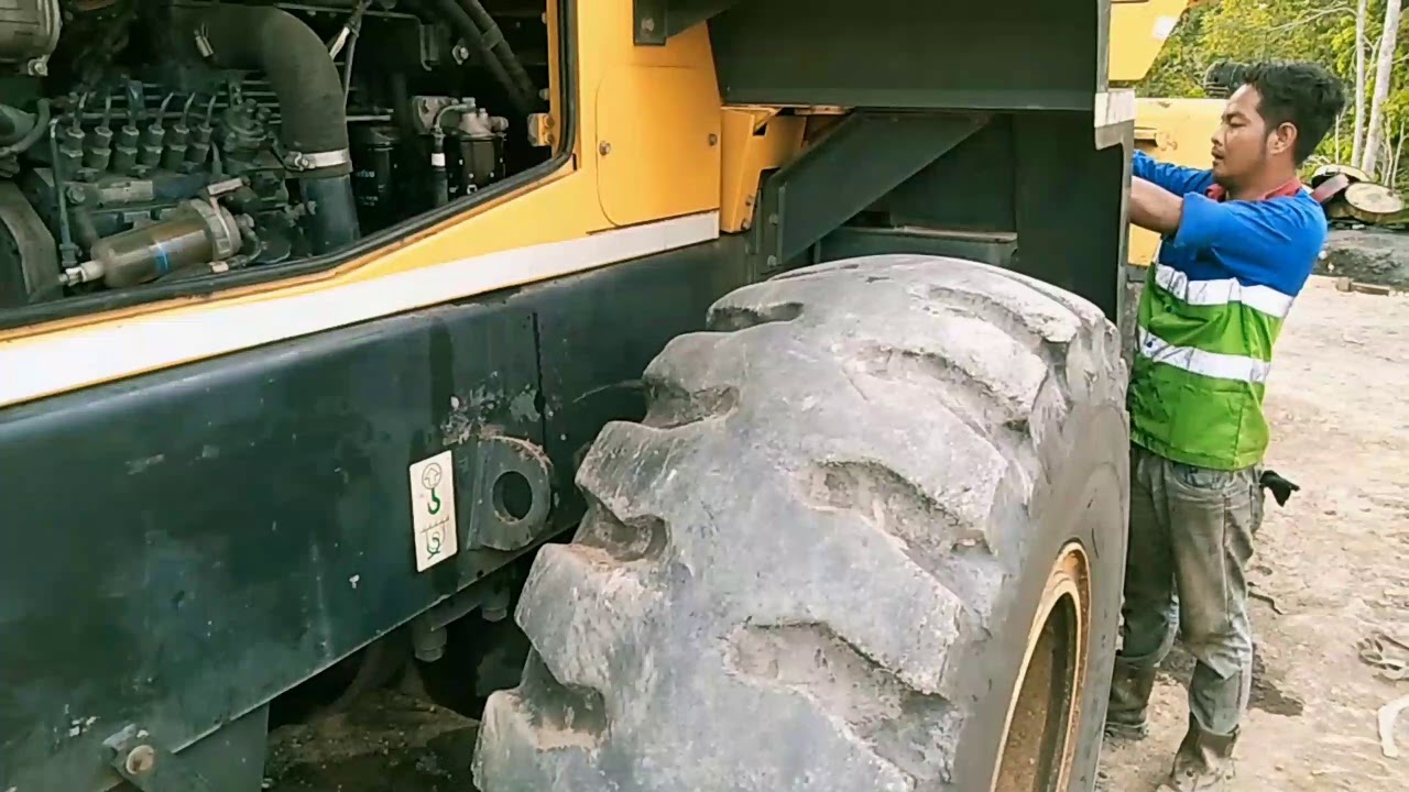 Komatsu wa320 problem hyd cooling fan low presure,, progres trouble shooting(engine over heating)