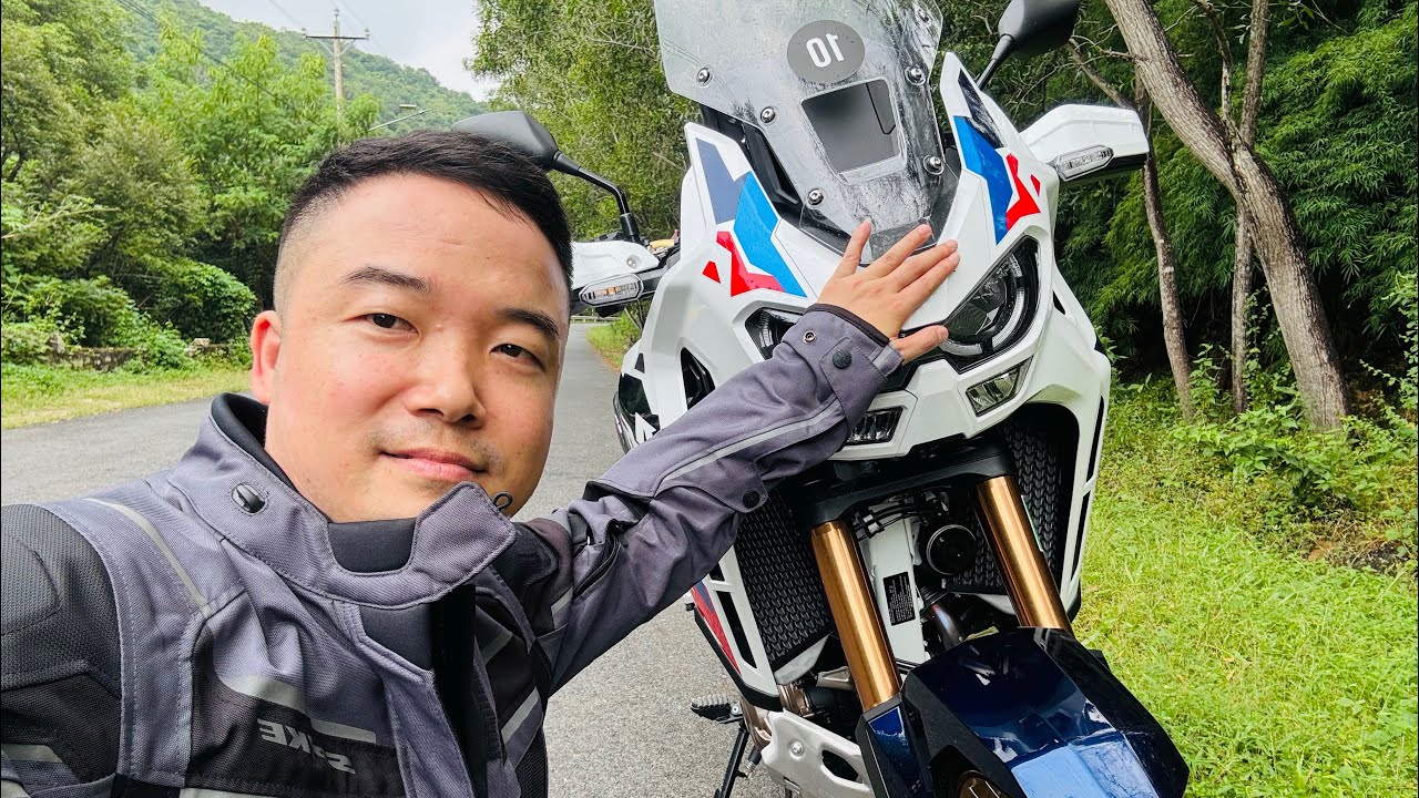 Trải nghiệm nhanh Honda Africa Twin sport DCT 2024