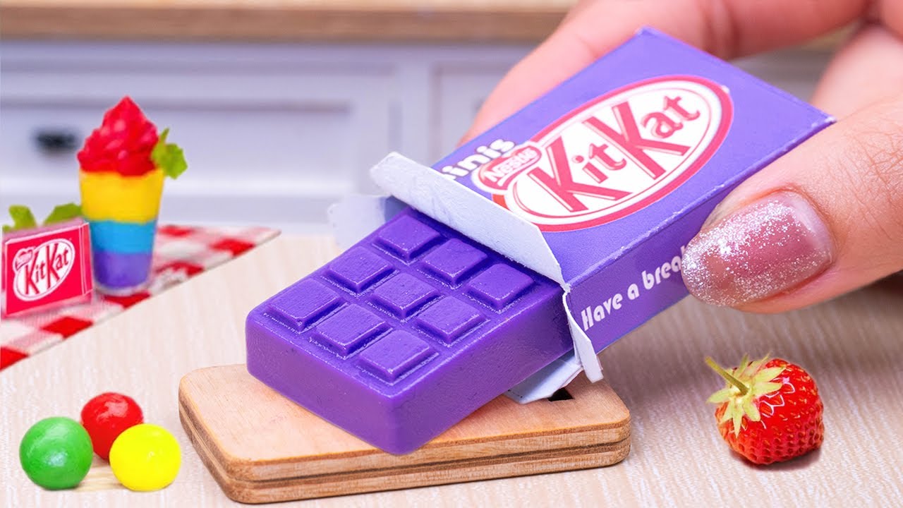 Amazing KitKat Cake Dessert | Best Miniature Rainbow KitKat Chocolate Cake Recipe | 1000 Yummy Cake