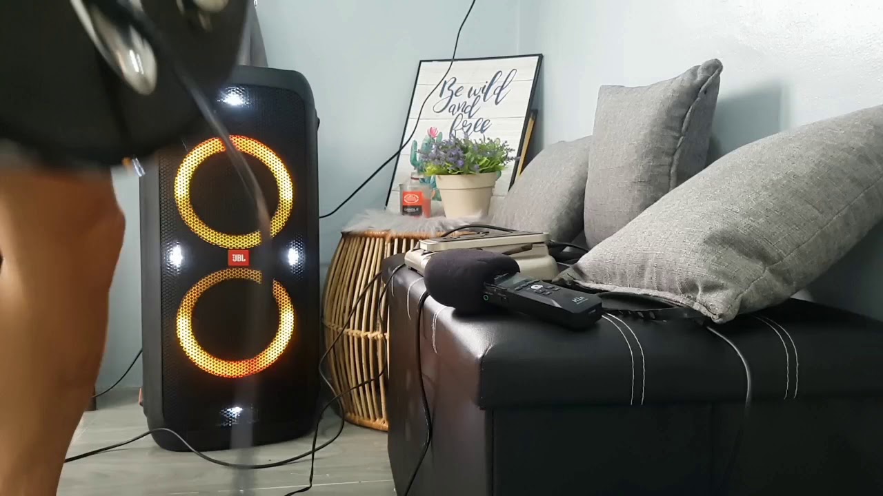 JBL Partybox 300 as Guitar Amplifier TEST