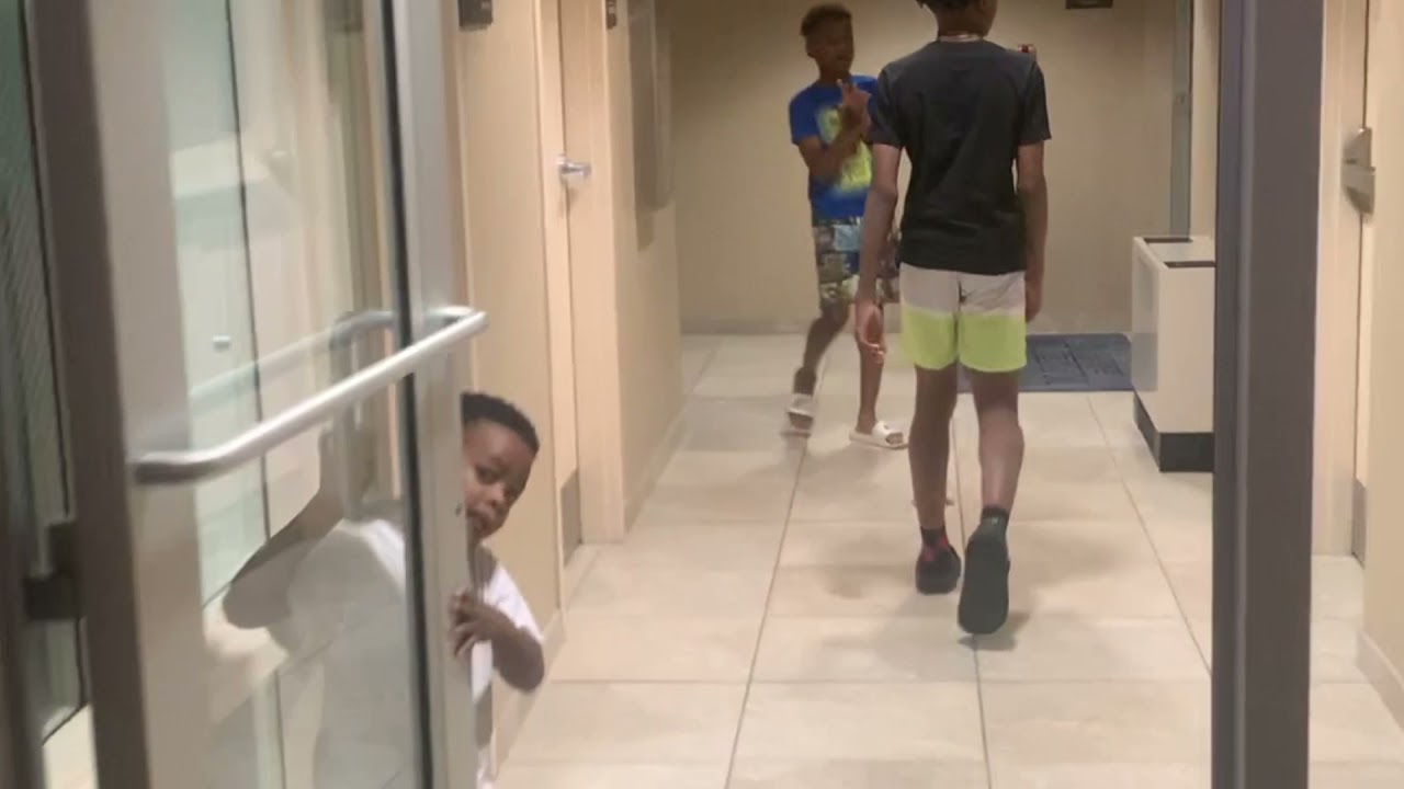 Hotel behavior