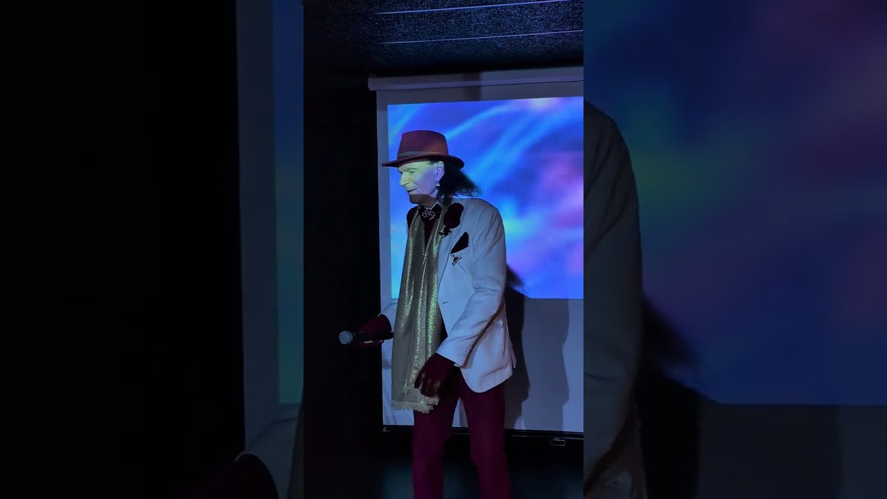 Pierre Harrisson Le Chanteur De Rimouski .Je suis un chanteurde Rimouski au Québec,Canada...