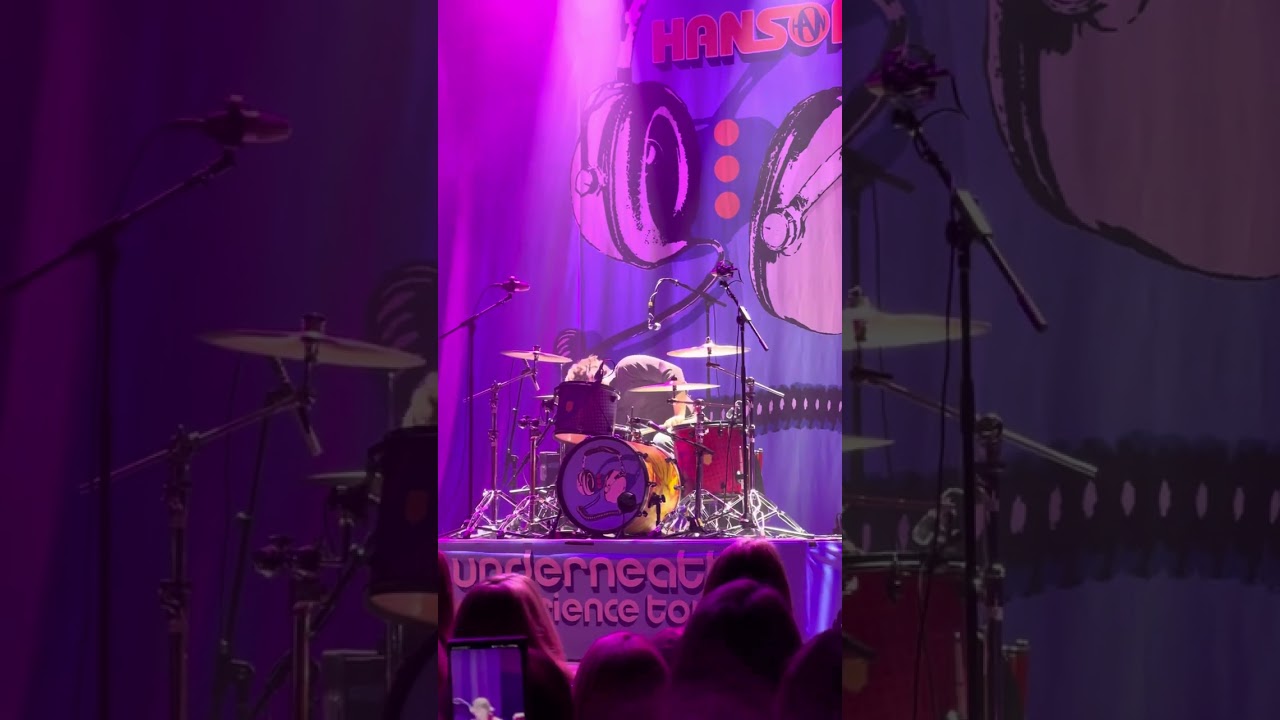 Hanson House of Blues-Underneath Experience Tour. Penny and Me/Feeling Alright