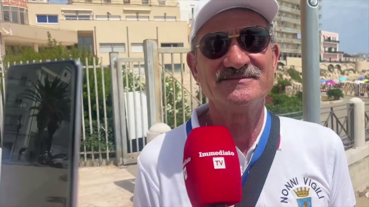 A VIESTE SPIAGGIA LIBERA PRESIDIATA DA NONNI VIGILI