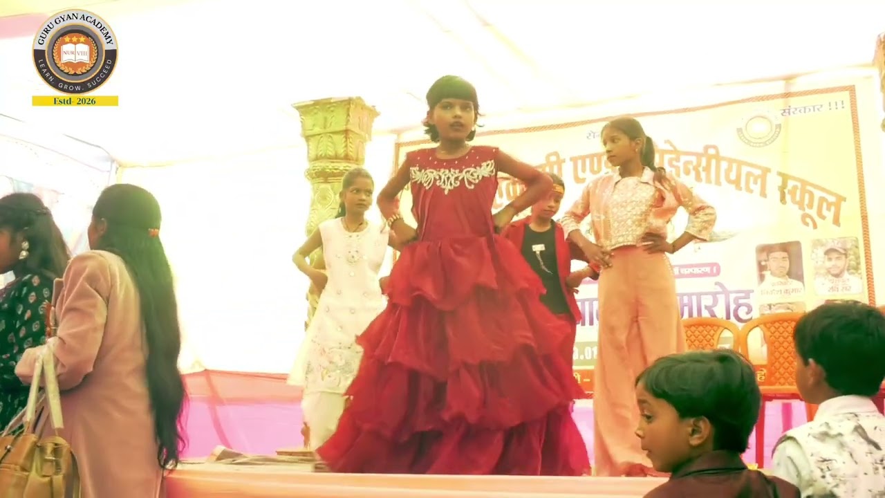 Desh Rangila - Rangila ! school dance on stage